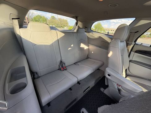 Used 2016 Buick Enclave Premium w/ Experience Buick Package AWD/4WD image 33