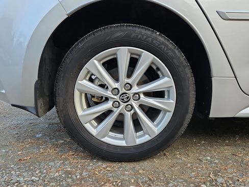 Used 2023 Toyota Corolla SE image 9