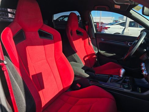 Used 2024 Honda Civic Type R image 7