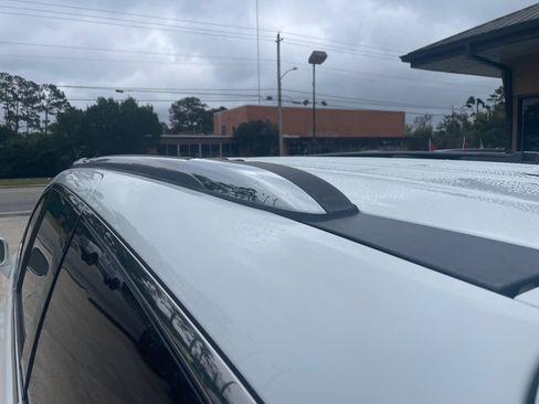 Used 2020 Chrysler Pacifica Touring-L Plus w/ Advanced Safetytec Group image 9