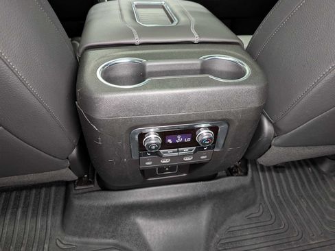Used 2023 GMC Yukon XL Denali w/ Denali Reserve Package AWD/4WD image 17