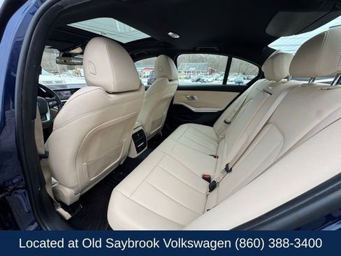 Used 2020 BMW 330i Sedan w/ Premium Package image 10