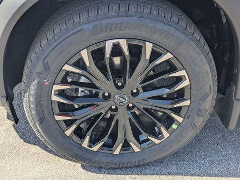 New 2026 Nissan Rogue SV FWD image 10