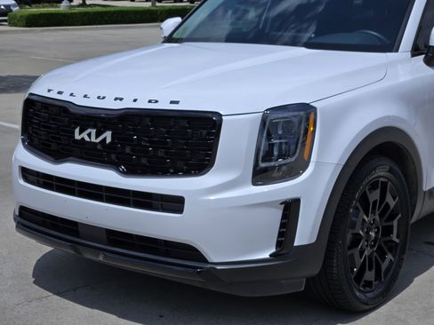 Used 2022 Kia Telluride EX w/ EX Premium Package AWD/4WD image 12