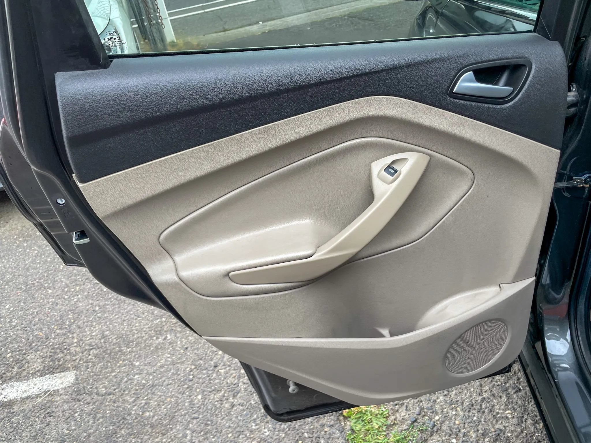 Used 2017 Ford Escape SE AWD/4WD image 29