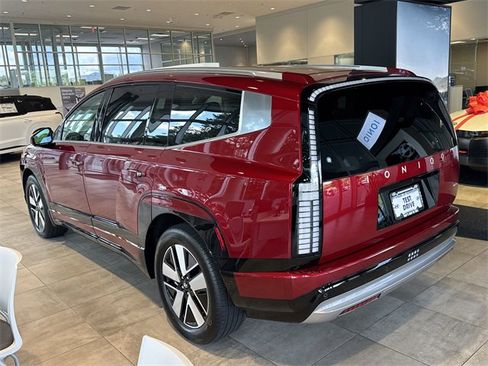 New 2026 Hyundai Ioniq 9 SEL image 4