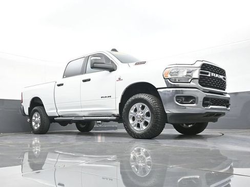 Used 2024 RAM 2500 Big Horn w/ Off Road Package AWD/4WD image 53