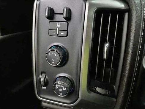 Used 2019 Chevrolet Silverado 2500 LTZ w/ Duramax Plus Package AWD/4WD image 27