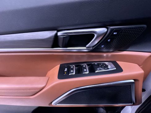 Used 2025 Kia Telluride SX Prestige X-Line image 12