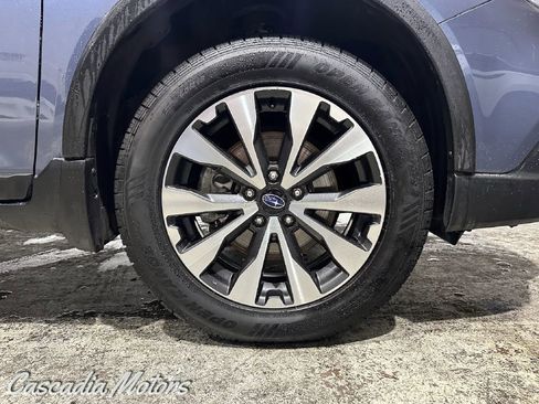 Used 2018 Subaru Outback 2.5i Premium image 29