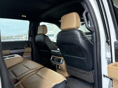 Used 2023 Ford F150 Lariat image 35