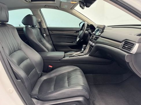 Used 2018 Honda Accord EX-L image 17