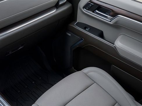 Used 2023 GMC Sierra 1500 SLT w/ SLT Premium Package image 25