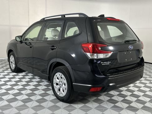 Used 2021 Subaru Forester AWD/4WD image 6