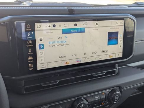 New 2026 Jeep Gladiator Sport AWD/4WD image 14