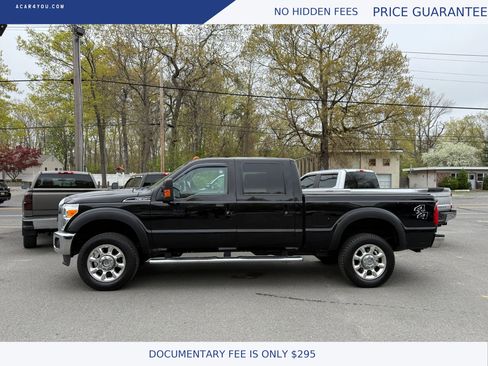 Used 2016 Ford F350 Lariat image 2