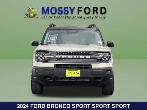 Used 2024 Ford Bronco Sport Badlands AWD/4WD image 10