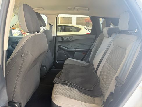 Used 2022 Ford Escape SE AWD/4WD image 25