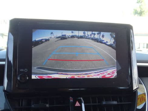 Used 2024 Toyota Corolla SE image 29