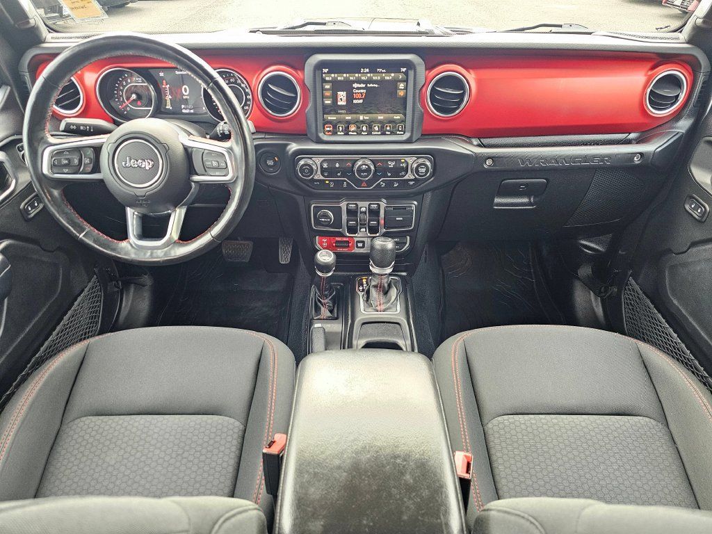 Used 2018 Jeep Wrangler Unlimited Rubicon AWD/4WD image 9