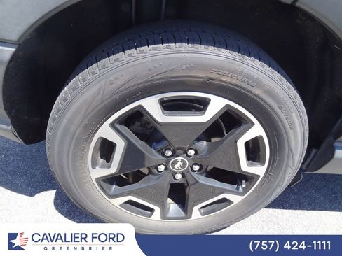 Used 2022 Ford Bronco Sport Outer Banks w/ Tech Package AWD/4WD image 11
