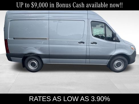New 2025 Mercedes-Benz Sprinter 2500 image 28