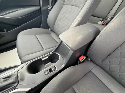 Used 2024 Toyota Corolla LE FWD image 20