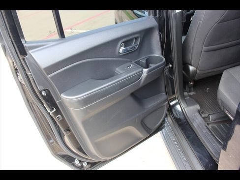 Used 2019 Honda Ridgeline Sport image 22