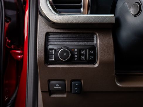 Used 2025 Ford F250 King Ranch w/ Chrome Package image 22