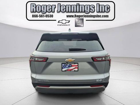 Used 2026 Chevrolet Equinox LT w/ Convenience Package II image 23