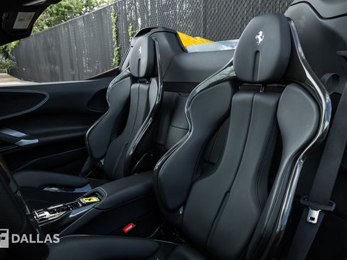 Used 2023 Ferrari SF90 Spider AWD/4WD image 26