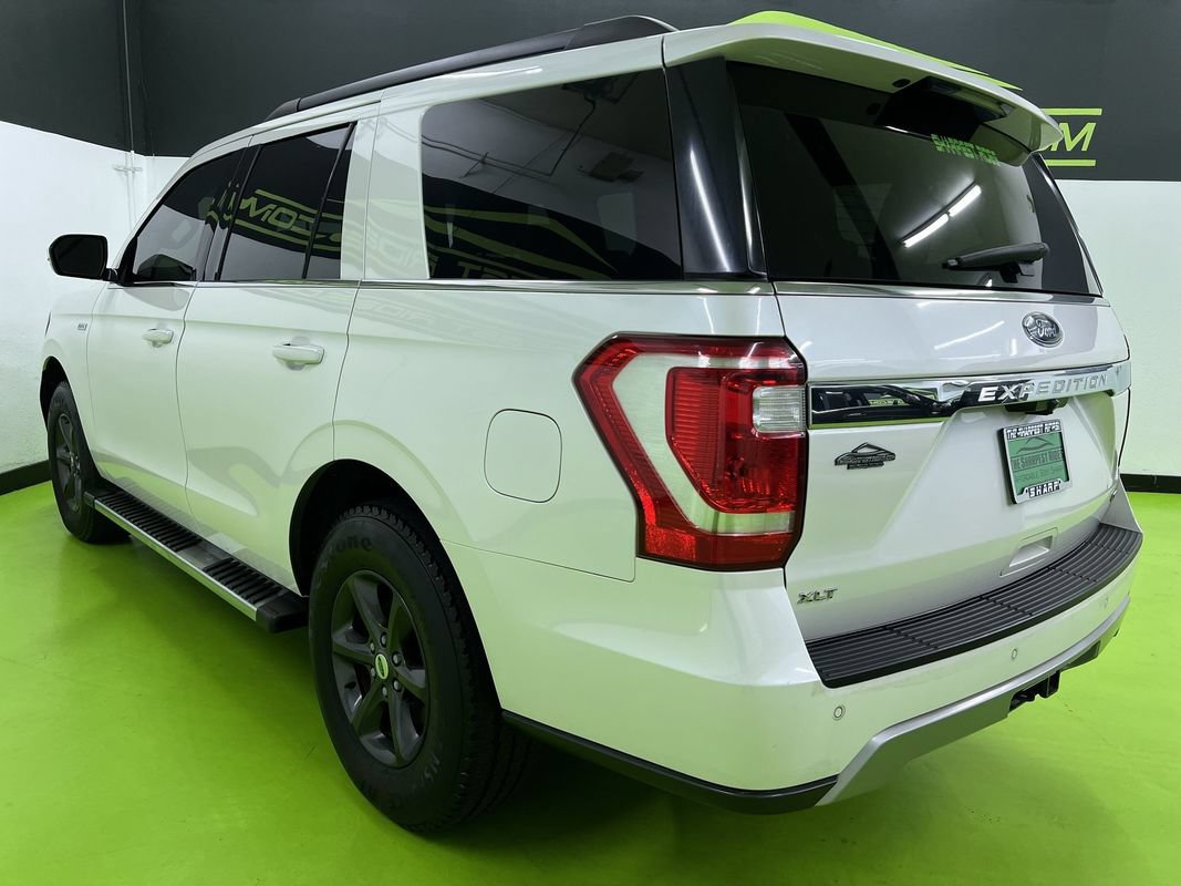 Used 2018 Ford Expedition XLT w/ Equipment Group 202A AWD/4WD image 7