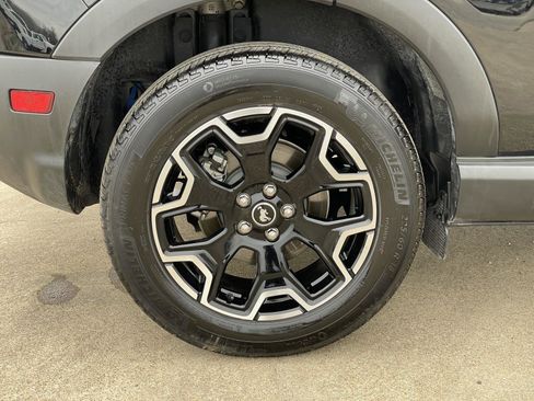 Used 2025 Ford Bronco Sport Outer Banks w/ Outer Banks Tech Package+ image 52