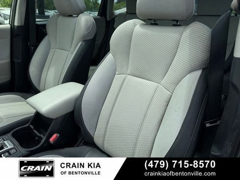 Used 2023 Subaru Forester Premium AWD/4WD image 21