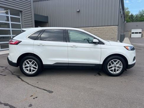 Used 2023 Ford Edge SEL AWD/4WD image 4