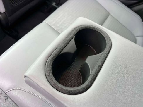 Used 2021 Hyundai Kona Ultimate w/ Cargo Package image 12