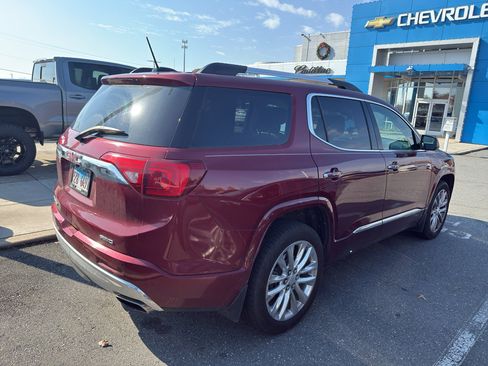 Used 2018 GMC Acadia Denali w/ Technology Package image 10