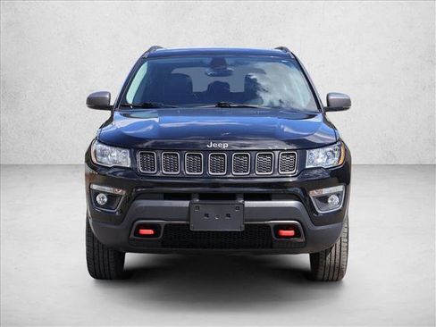 Used 2018 Jeep Compass Trailhawk w/ Leather Interior Group AWD/4WD image 2
