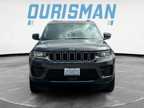 Used 2025 Jeep Grand Cherokee Laredo X AWD/4WD image 2