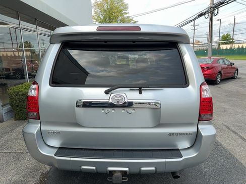 Used 2007 Toyota 4Runner SR5 AWD/4WD image 23