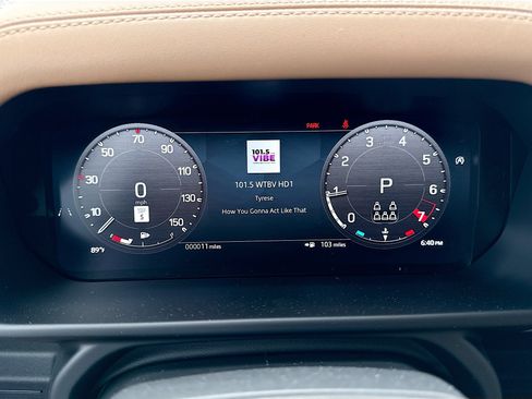 New 2026 Land Rover Defender 130 S AWD/4WD image 41