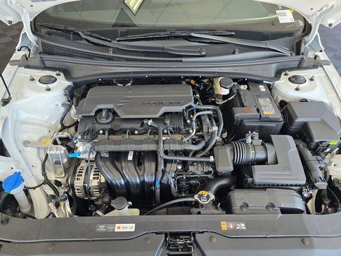 New 2026 Hyundai Elantra SEL Sport Premium FWD image 11