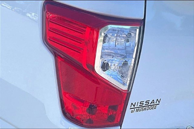 Used 2024 Nissan Titan SV w/ SV Convenience Package AWD/4WD image 24