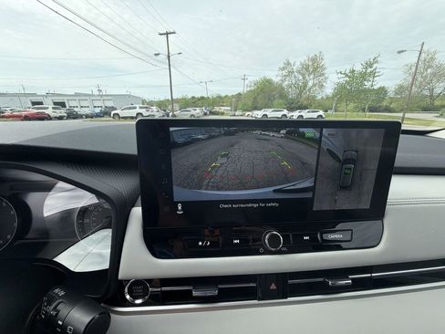 New 2026 Mitsubishi Outlander SE image 17