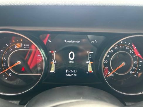 Used 2020 Jeep Wrangler Sport AWD/4WD image 6