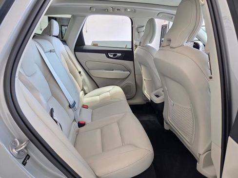 Certified 2024 Volvo XC60 B5 Plus w/ Protection Package Premier AWD/4WD image 22