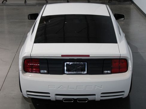 Used 2005 Ford Mustang GT RWD image 20