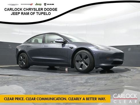 Used 2023 Tesla Model 3 Standard Range RWD image 37