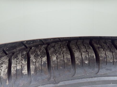 Used 2018 Ford Focus Titanium FWD image 11