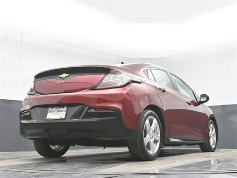 Used 2017 Chevrolet Volt LT image 40
